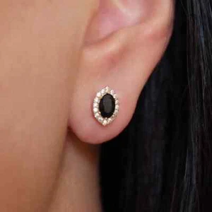 Vintage Dainty Oval Black Onyx 18K Gold Sterling Silver Claw Post Stud Earrings - Picture 1 of 6