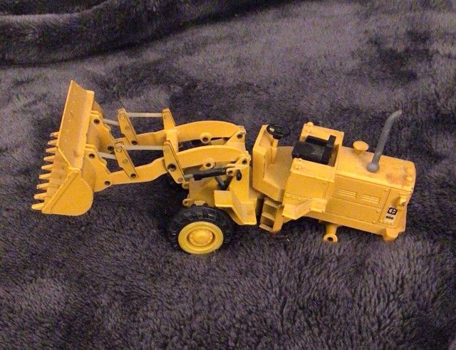 MINIATURA MOTOR CITY CLASSICS CAMINHÃO COCA-COLA M870001 - Minitractor -  miniaturas de tratores, caminhoes, onibus ( Caterpillar, komatsu, Volvo,  Liebher,  )