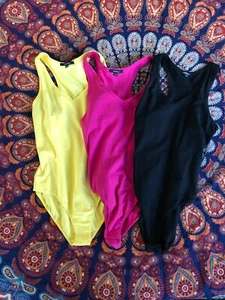 Body Zoey Racer schiena scollo a V - Disponibile in nero giallo fucsia taglia L - Foto 1 di 12