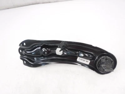Conjunto de eslabones de brazo de arrastre derecho Mopar genuino OEM para Dodge Journey 2009-2020 Foto 1 de 4