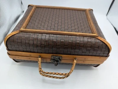 De colección Retro Madera Bambú Mimbre Ratán Bisagras Pequeño Maleta Bolso Cartera Foto 1 de 4
