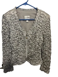 CHAQUETA BLAZER Joseph Ribkoff PLATA ARRUGADA SATINADO CUELLO EN V DETALLE DE VOLANTES Cremallera 10 - Imagen 1 de 8