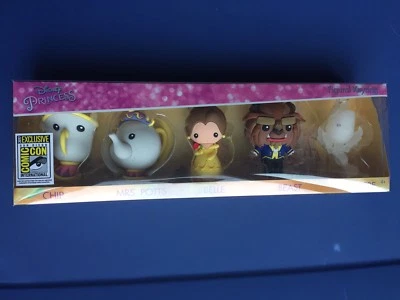 Juego de 5 llaveros de espuma de La Bella y la Bestia de Disney SDCC 2017 de San Diego Comic Con Foto 1 de 4
