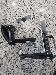 Mamiya Left Hand Grip For M645 C330 C220 RZ67 RB67 Pro LOT OF 2 - Picture 1 of 5
