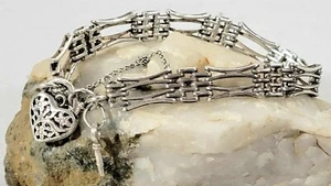 Vintage Sterling Silver Gate Link Bracelet with Heart & Key Charms - Picture 1 of 5