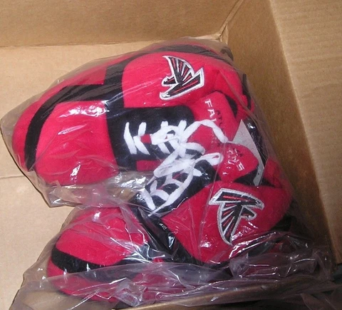 NEW NFL Atlanta Falcons Sneakers Slippers Men S Small 7 8 NEW NWT SH88 Cover