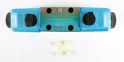 New DG4V-3S-8C-VM-SP2-DT5-61 Eaton Vickers Steering Valve - Image 1 of 4