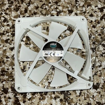 Cooler Master MasterFan A14025-12CB-3BN-F1 140mm Silent PC Fan 2000rpm 12V 0.18A - Image 1 of 2