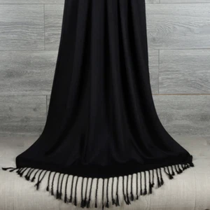 Timeless Black Pashmina Shawl – Soft Cashmere-Feel with Chic Fringe Detail - Picture 1 of 2