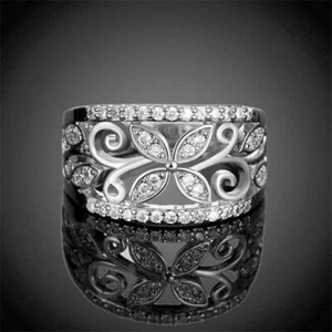 1.97Ct Simulated Diamond Band 925 Silver Plated Designer Ring For Valentine Gift - Bild 1 von 4