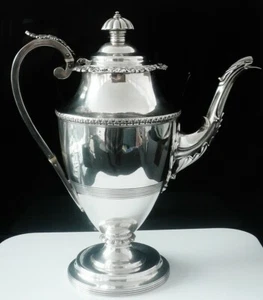 Antique Sterling Silver Coffee Pot, London 1788, John Robins - Picture 1 of 12