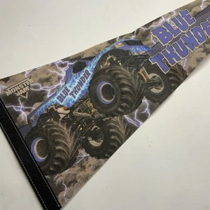 Banderín de fieltro Monster Jam, Blue Thunder nuevo libre de humo, raro retirado 28 pulgadas - Imagen 1 de 7