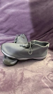 Tênis Nike Air Jordan Future Wolf cinza 656503-004 masculino tamanho 8.5 EUA - Imagem 1 de 4
