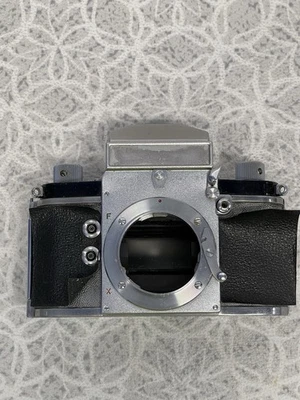 Cuerpo de cámara Ihagee Dresde Alemania sin probar Foto 1 de 4