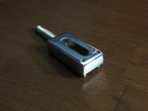 80er Jahre Peavey T-40 Bass Steg Sattel - Bild 1 von 4