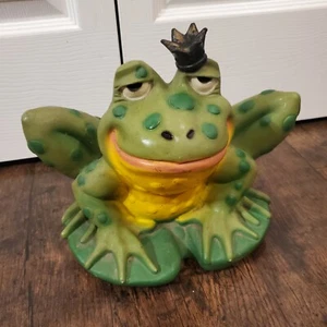 Vintage Green Wax Plastic King Prince Frog Coin Bank Lily Pad - Picture 1 of 7