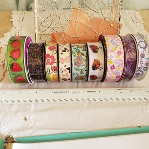 Menge 9 Neuheit Band unterschiedliche Breiten 5/8 - 1 Zoll Handwerk Haarschleife Band Neu - Bild 1 von 12