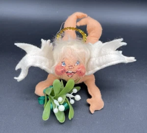 Vintage 1981 Annalee Weihnachtsengel / Kirschmann mit Mistelzweig ca. 6,5" EUC - Bild 1 von 8