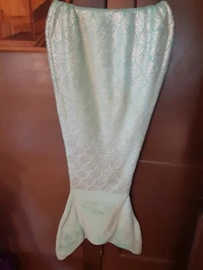 Justice Mermaid Tail Blanket Aqua With Silver Scales - Picture 1 of 5
