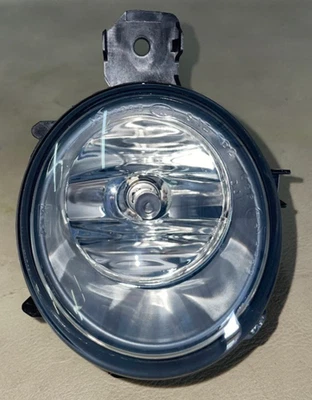 Conjunto de faros antiniebla delanteros diestros Valeo - 88894 / 63-17-6-924-656 - para BMW X3, X5 y más Foto 1 de 4