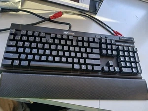 Corsair R70 Gaming Keyboard RGB W/ Removable Keys - Black - Tested - Picture 1 of 12