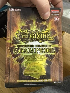 2025 Yugioh Quarter Century STAMPEDE Mini Box Neu Sealed - Bild 1 von 2