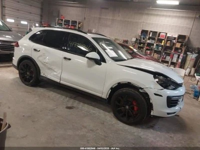 CAYENNE   2017 Fuel Vapor Canister 1982945 — 第 1/4 张图片