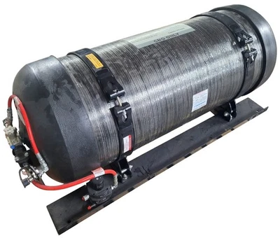 Tanque de almacenamiento compuesto de gas natural Cobham GNC tipo 4 73 gal 3600 PSI PN: 4111-60 Foto 1 de 4