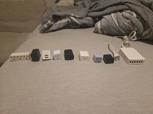 Lot of Charging Bricks and Adapters. See All Listed In Description! - Photo 1 sur 6