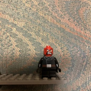 Lego Marvel Super Heroes Red Skull Minifigure 76065 Mighty Micros - Picture 1 of 2