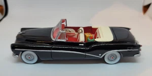 Hallmark Keepsake Ornament 1953 Buick Roadmaster Skylark American Car - Picture 1 of 8