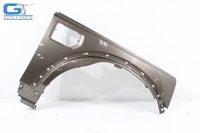 Land Rover LR4 2010-2016 panel de cubierta del guardabarros del lado del pasajero delantero derecho OEM Foto 1 de 4
