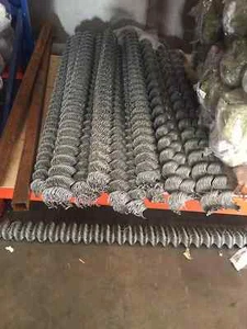 Galvanized Spiral for joining cage/ gabion 3.5mm*7.5cm*2.5m 1.5/each - Picture 1 of 1