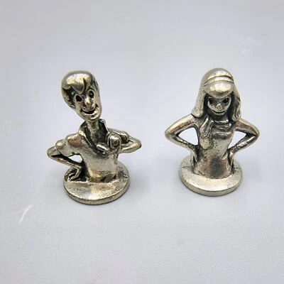 Scooby Doo Shaggy and Daphne Figures Miniature Monopoly Game Token Mini Fig - Image 1 of 4