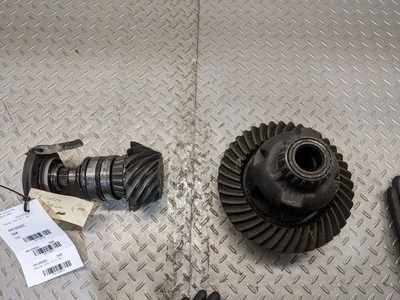 1994 Cobra 8.8 3.08 Ratio Gear Ring Gear/Pinion Rear Axle 1159910 - Image 1 of 4