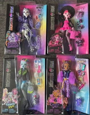 Monster High Doll and Pet  Bundle  of 4 Brand New In Box  - Image 1 of 4