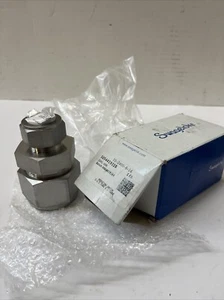 New Swagelok Reducing Union 1- 1/2 Tube X 1 Tube SS-2400-6-16 - Picture 1 of 2