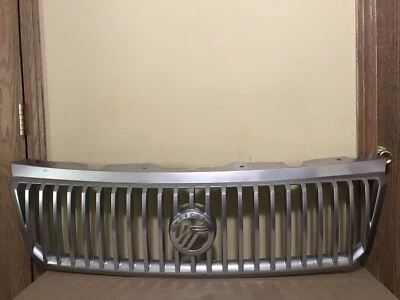 Parrilla Mercury Mountaineer 2002 2003 2004 2005 con emblema OEM Foto 1 de 4