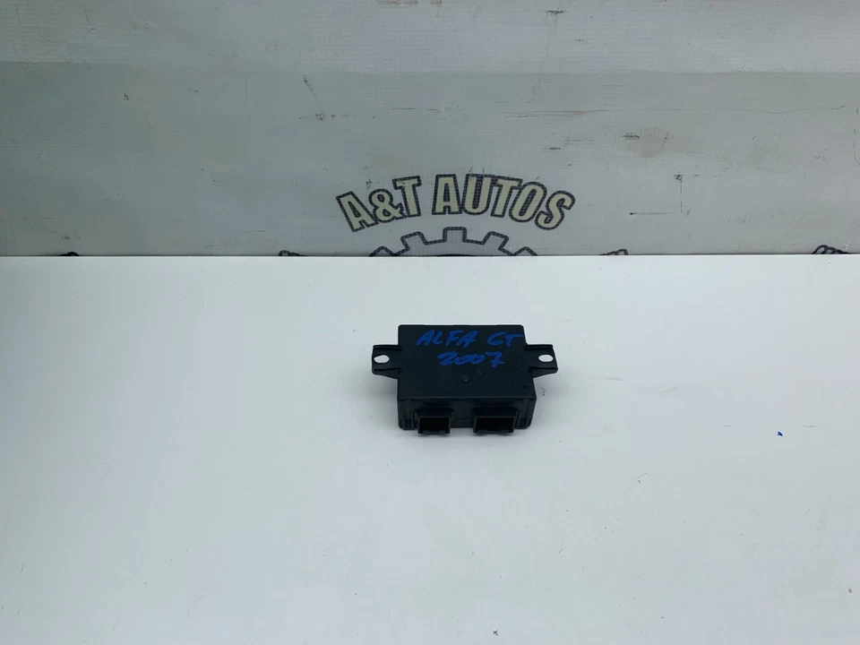 MÓDULO DE CONTROL DE ESTACIONAMIENTO ALFA ROMEO GT PDC ECU 60690899 VALEO 2003-2010 Foto 1 de 4