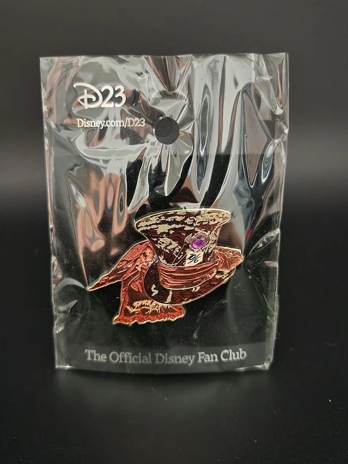 Disney D23 Acción en Vivo Alicia en el País de las Maravillas Sombrero Sombrerero Loco Prendedor LE Foto 1 de 1