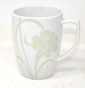 CORELLE ELOQUENCE MUG Pale Green Florals Square - Picture 1 of 1