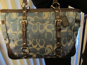 Borsa a mano Coach Optic blu firmata jacquard tessuto e pelle tote bag - Foto 1 di 12