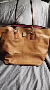 Dooney and Bourke Tobi tote, pebbled leather, pre-loved condition! - Picture 1 of 10