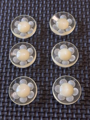 Retro Resin Buttons Pearl Color Flower Pattern 24mm Used - Image 1 of 4