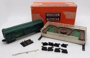 Lionel 3356 Vintage O Santa Fe Operating Horse Car & Platform EX/Box - Picture 1 of 5
