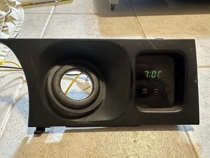 95-04 Toyota Tacoma Dash Clock Bezel Digital Clock OEM Green Not Fully Working - Picture 1 of 4
