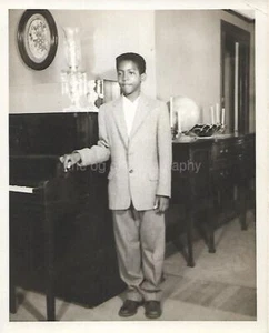 FOTOGRAFÍA FAMILIAR ENCONTRADA Negro + Blanco DE COLECCIÓN Original 44 51 U - Imagen 1 de 1