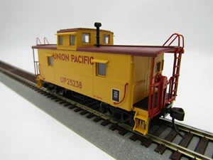 Atlas HO Trainman® C&O Style Cupola Caboose - UP 25238 - Picture 1 of 2