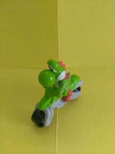 Yoshi Motorcycle Figure Nintendo 2 3/4 " - Picture 1 of 5