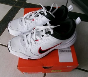 Nike Herren Trainingsschuhe Defy All Day Gr.40,5 NEU - Bild 1 von 2
